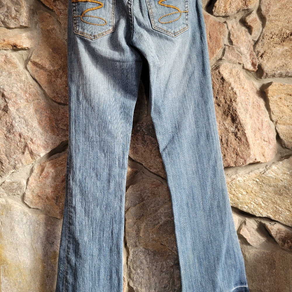 SEVEN7 JEANS LIKE NEW - Picture 3 of 5